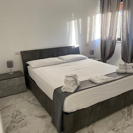 B&B De Rossi185 Bari Bagian luar foto