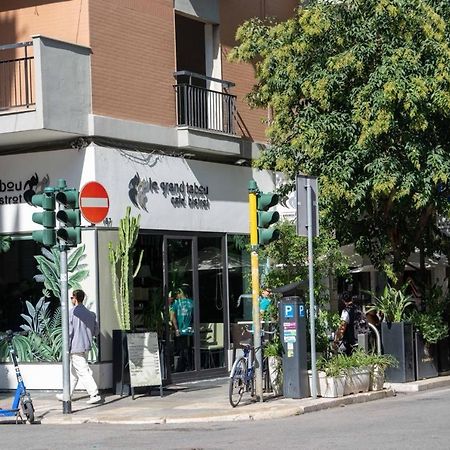 B&B De Rossi185 Bari Bagian luar foto