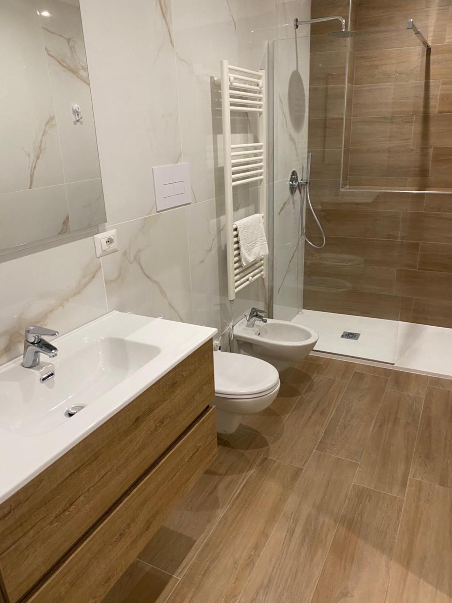 B&B De Rossi185 Bari Bagian luar foto