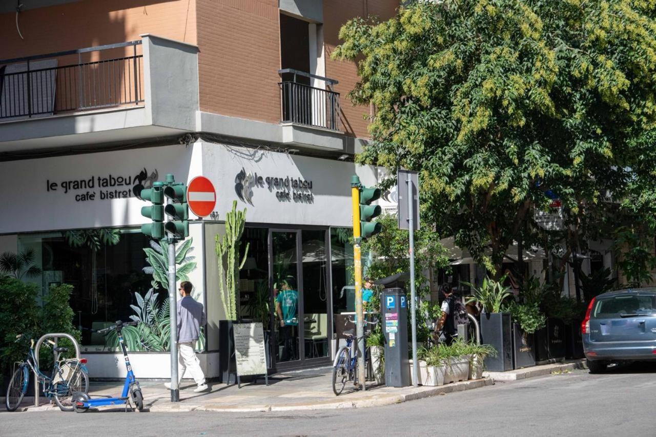 B&B De Rossi185 Bari Bagian luar foto